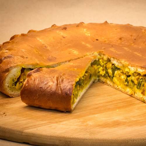 Пирог овощной с орехами и специями