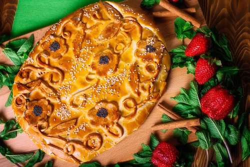 Пирог c клубникой