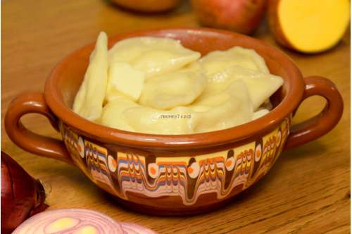 Вареники с картофелем и жареным лучком  320 гр.