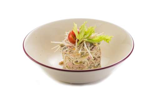 Салат с мясным ассорти 240 гр/ 481 ккал