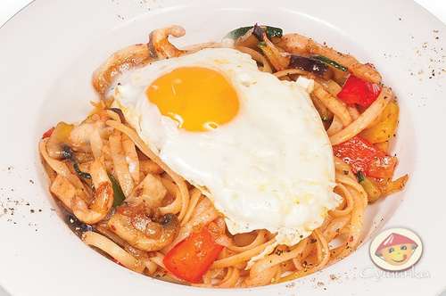 Лапша с овощами 290 гр.