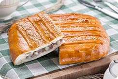 Пирог с картофелем, мясом и грибами 1 кг