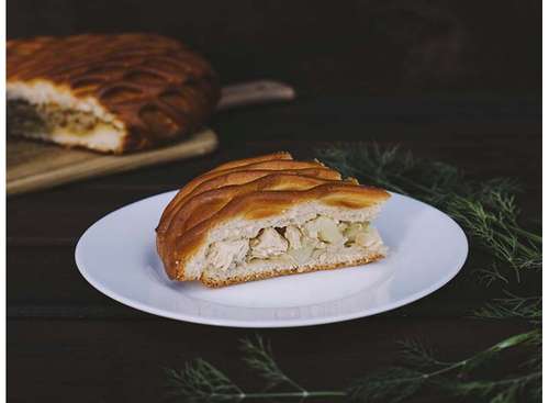 Пирог сытный, с курицей и картофелем, 0,5 кг.