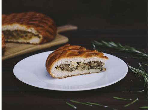 Пирог сытный, с грибами и картофелем, 0,5 кг.