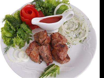 Шашлык из телячьей мякоти 170/50/30 г.