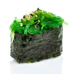 Суши гункан с чукой 40 г.