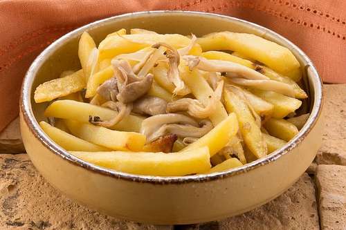 Картофель с грибами 230 г