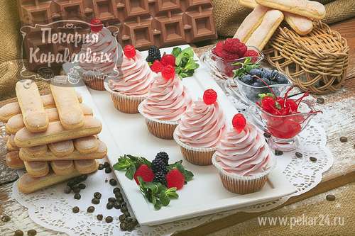 Капкейк с клубникой 100 гр.
