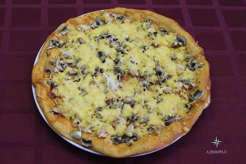 Пицца С курицей и грибами 450 г.