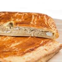 Слоеный пирог с грибами и картофелем 2000 г.