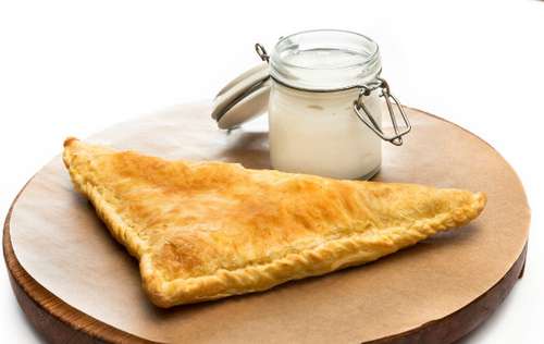 Мини-хачапури с соусом мацони  190/130 гр.