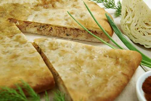 Осетинский пирог с капустой и луком 800 г