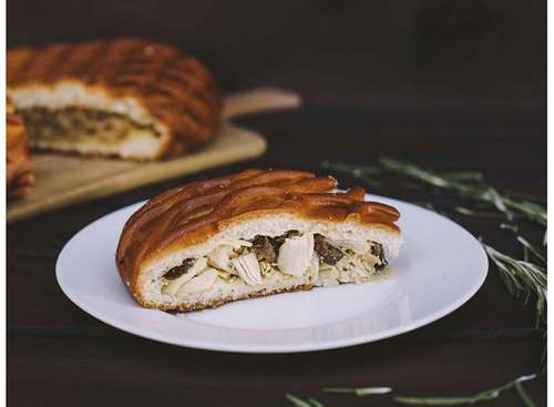 Пирог сытный с жюльеном, 1 кг.