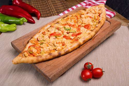 Пицца турецкая с куриный филей 500