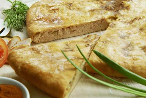 Осетинский пирог с курой и грибами 800 г