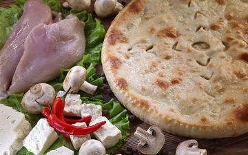 Пирог с курицей, сыром и грибами ø 30 см. 900 г.