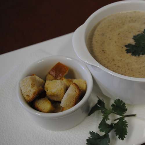 Кремовый суп с шампиньонами
