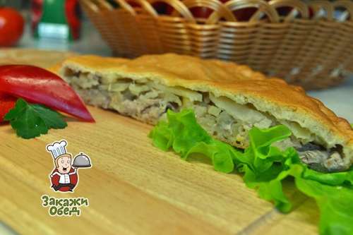 Пирог из слоеного теста с картофелем, мясом (2,4 кг.)