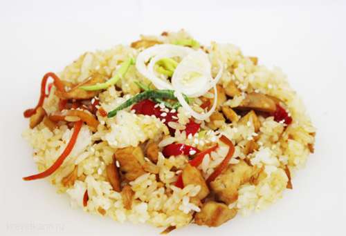 Плов с курицей 320 г.