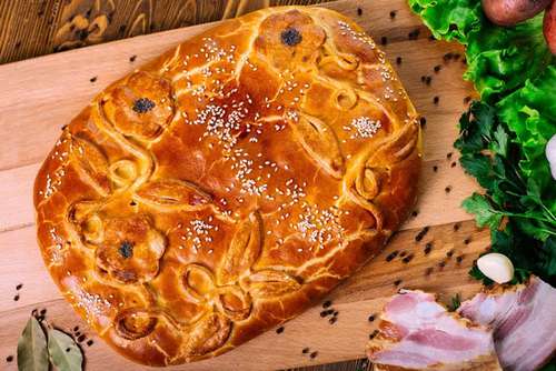 Пирог с картофелем и беконом