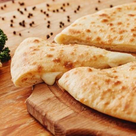 Осетинский пирог с курицей и сыром