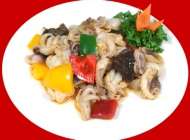 Салат с осьминожками и овощами 200 гр.