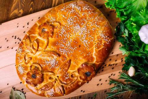 Пирог с мясом и капустой