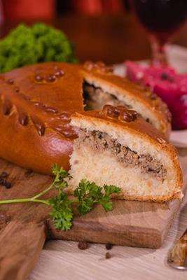 Пирог с мясом 500 г.