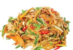 Рисовая лапша с овощами. Вес 150 гр.