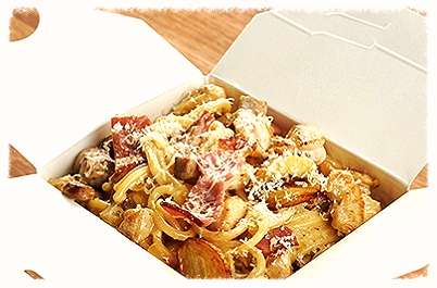 Wok с Яичной Лапшой и Свининой 350 гр.