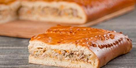Пирог с индейкой и овощами