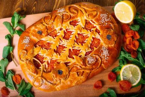 Пирог с лимоном и курагой