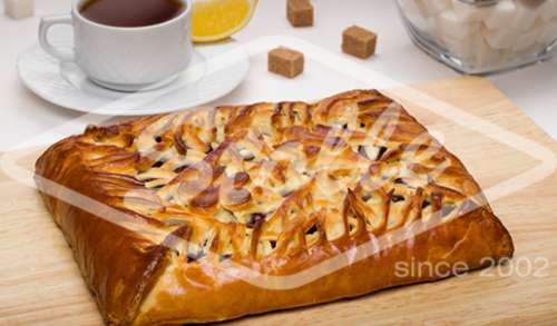 Пирог с брусникой 1 кг