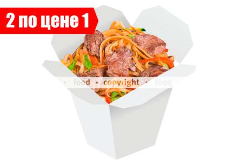 WOK с морепродуктами и гречневой лапшой Соба