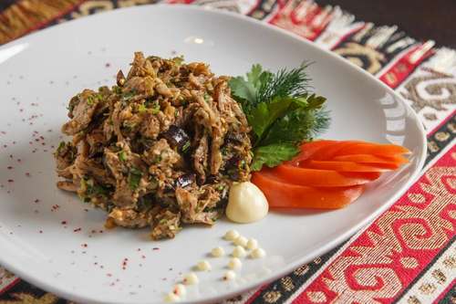 Салат грузинский 200 гр.
